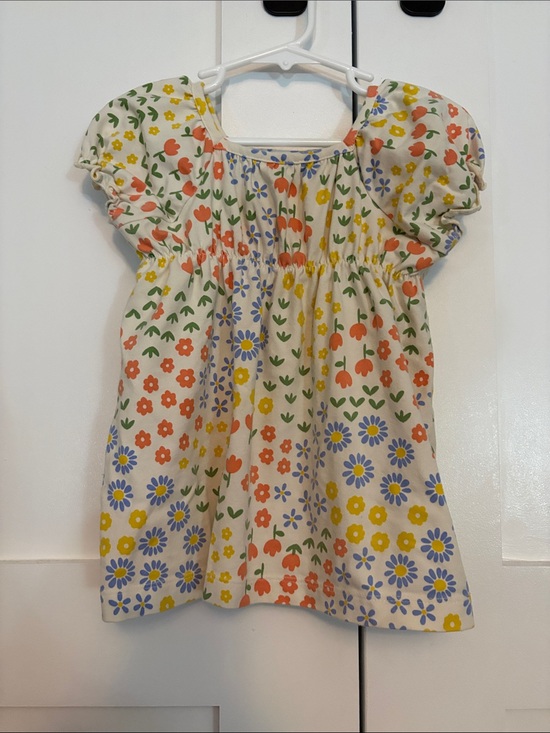 Hanna Andersson Other - Hanna Andersson Cream Dress with Orange, Yellow, Blue & Green Floral Print